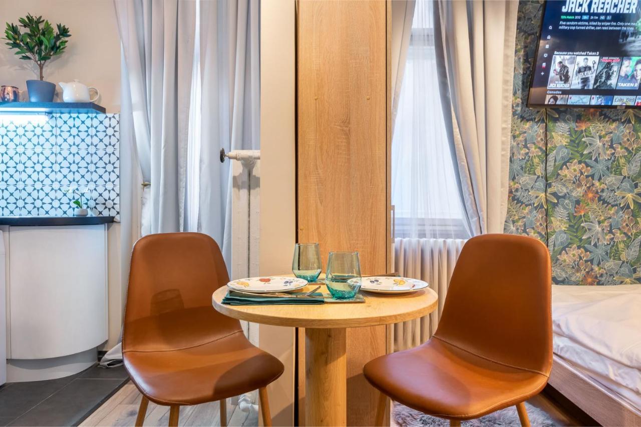 Economy Downtown Design Apartments - Free Parking - Balcony - Super Puplic Transport - Ac Budapest Esterno foto