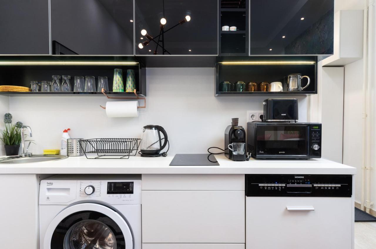 Economy Downtown Design Apartments - Free Parking - Balcony - Super Puplic Transport - Ac Budapest Esterno foto