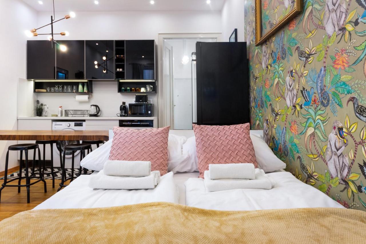 Economy Downtown Design Apartments - Free Parking - Balcony - Super Puplic Transport - Ac Budapest Esterno foto